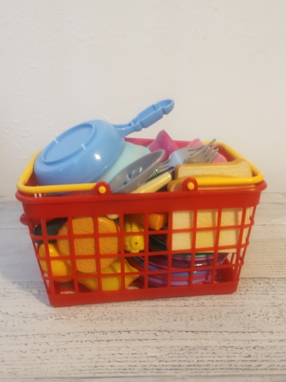Lot of 44 Pieces Play Pretend Food Kitchen Toy Food